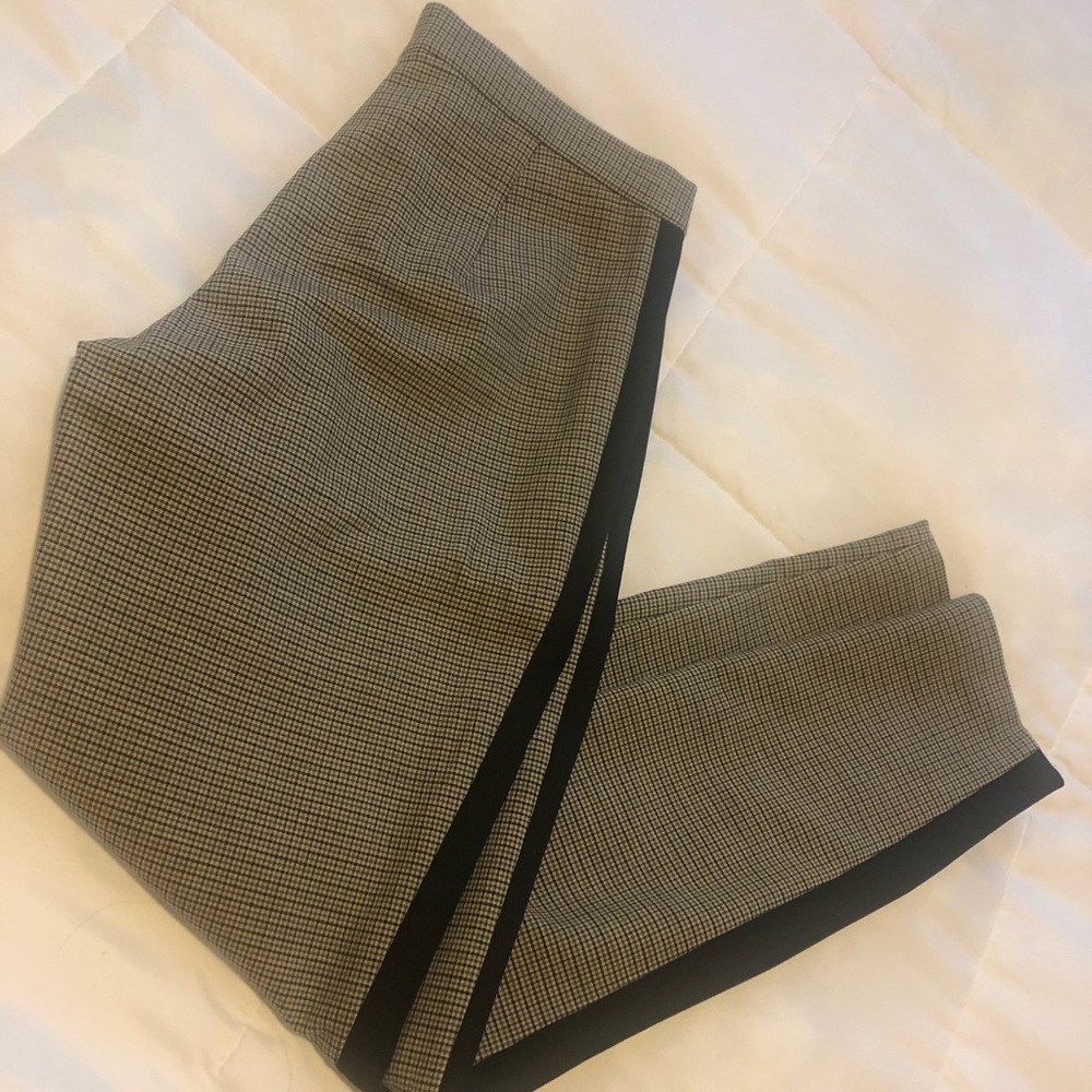 Sleek Banana Republic plaid pants.